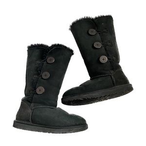 Tall black UGGS